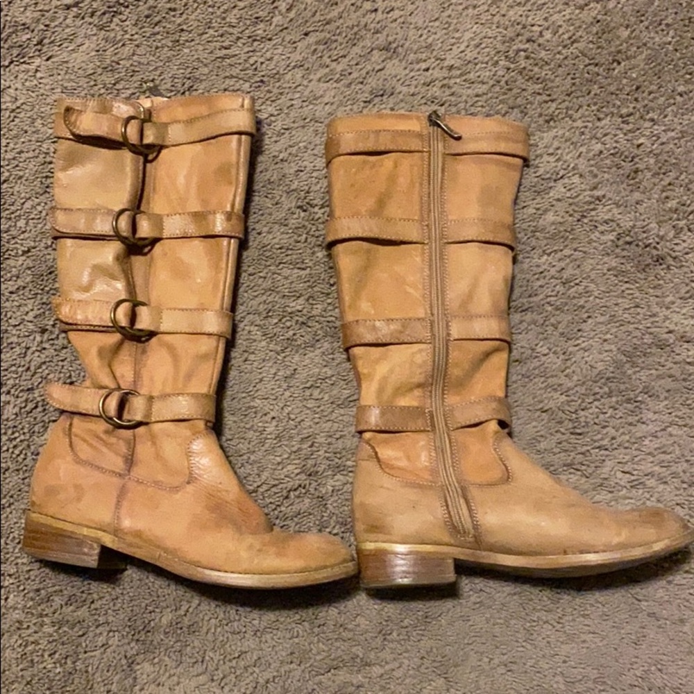 Two lips riding boots 7.5